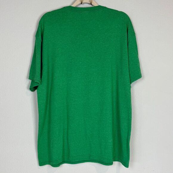 Disney Mickey Mouse Christmas Santa Green Short Sleeve T-shirt XL - Picture 4 of 7